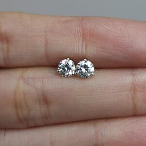 14Kt Gold 3 Prong Martini 1.20Ct Lab Grown Diamond Stud Earrings